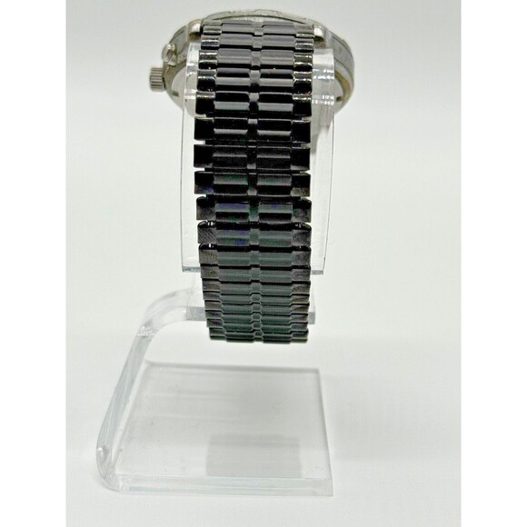 Columbia MensWatch CL-1269 50m Green Dial CL-1269 Working with New Battery EUC - Picture 4 of 5